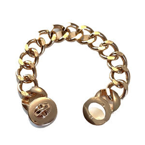 Y2K Chunky Gold Tone Turn Lock Bracelet Weighty & Bold ~7.75"